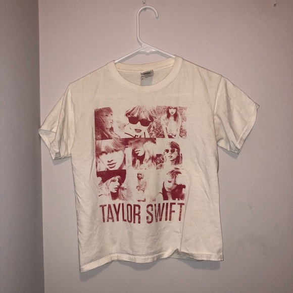 Gildan | Shirts & Tops | Taylor Swift Tshirt | Poshmark